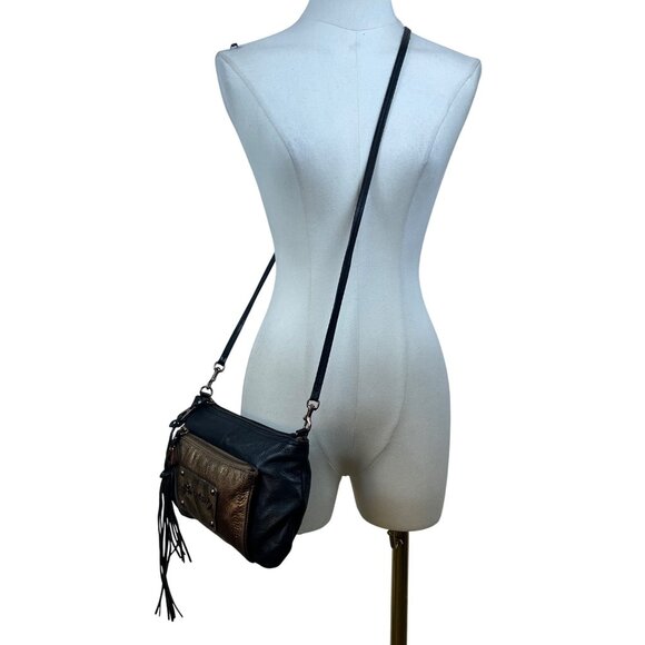 B. Makowsky Women’s Black & Bronze Leather With Fringe Zippered Crossbody Bag - Picture 10 of 15